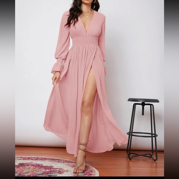 Beautiful Flowy Chiffon Dress - Picture 1 of 2